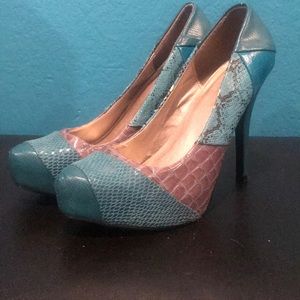 Qupid Heels Conversation starter.